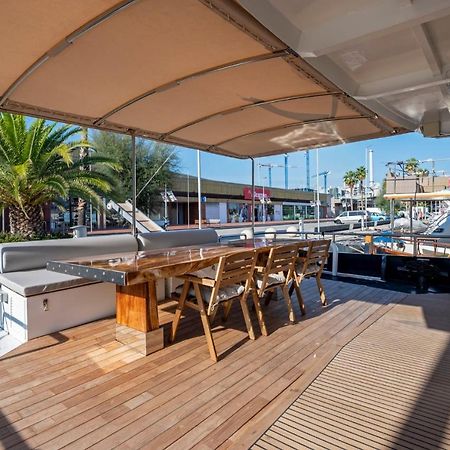 Luxury Boat Hotel Sant Adrià de Besòs Extérieur photo