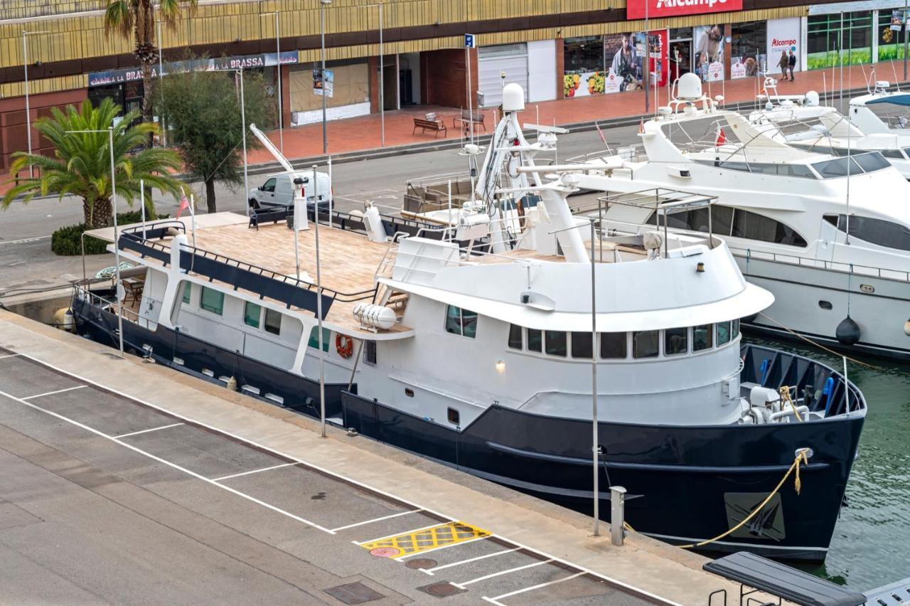 Luxury Boat Hotel Sant Adrià de Besòs Extérieur photo