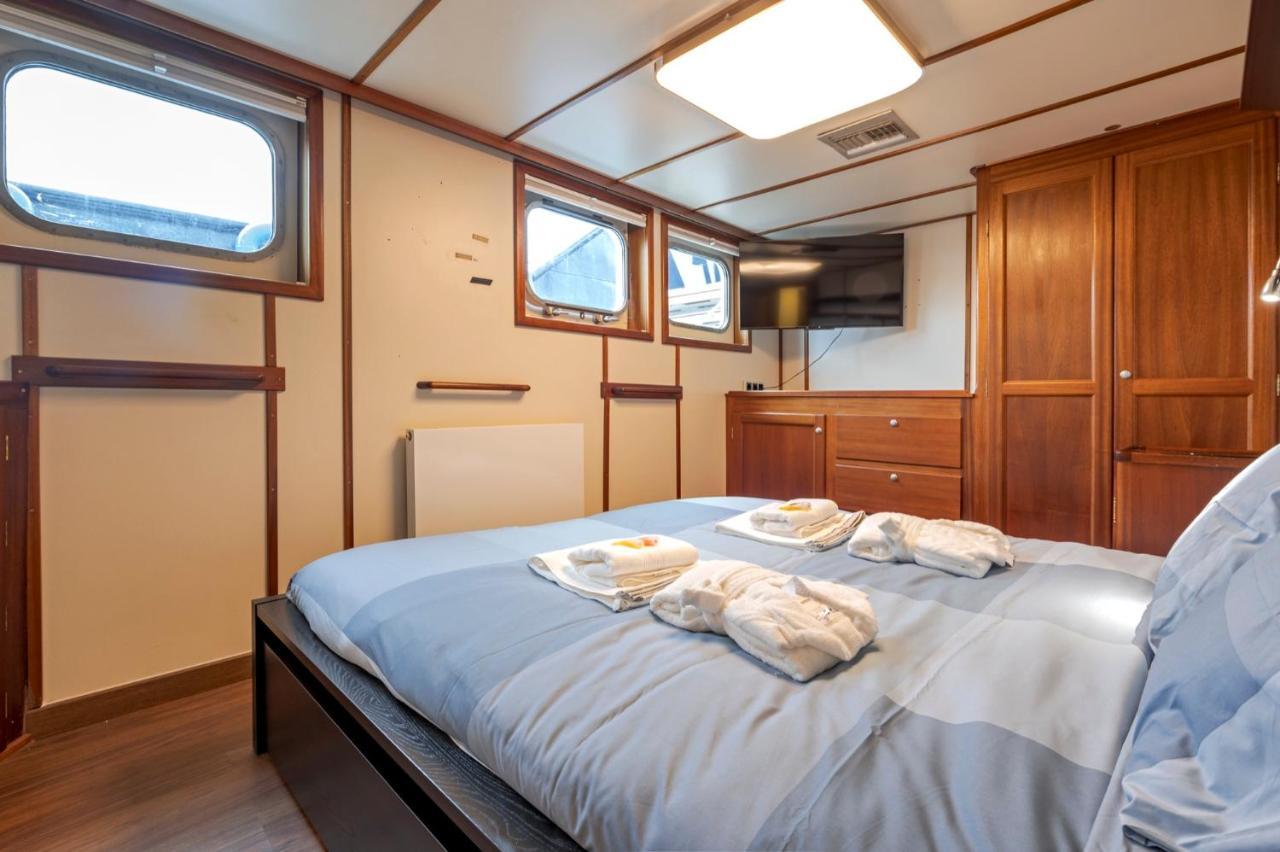Luxury Boat Hotel Sant Adrià de Besòs Extérieur photo